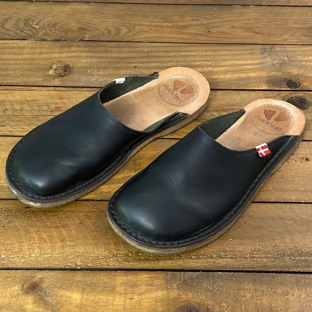 Duckfeet Blavand Black Leather Slip On Clogs Mules Crepe Sole EU 41 US M8 W10